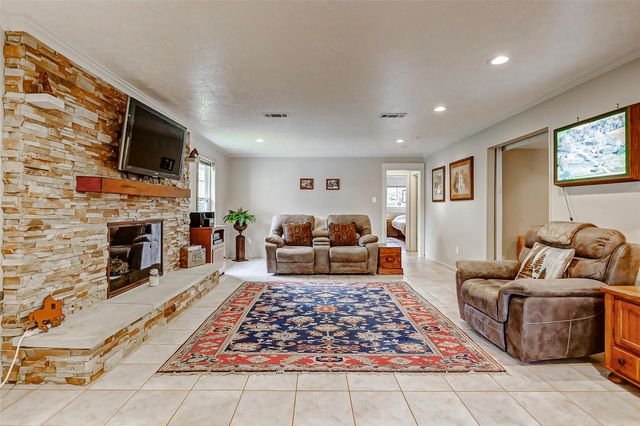 2810 Precinct Line Rd Road, Richmond, TX 77406