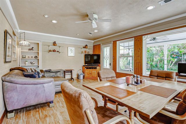 2810 Precinct Line Rd Road, Richmond, TX 77406