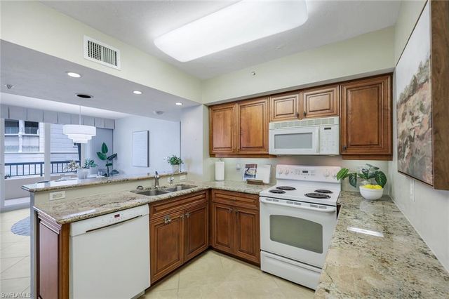 990 Cape Marco DR 208, Marco Island, FL 34145