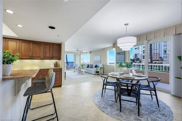 990 Cape Marco DR 208, Marco Island, FL 34145