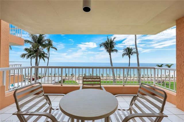 990 Cape Marco DR 208, Marco Island, FL 34145