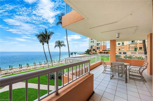 990 Cape Marco DR 208, Marco Island, FL 34145