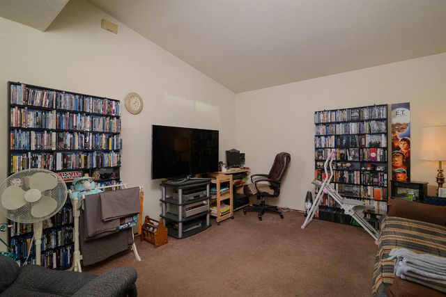1289 Shobar Ave, Sacramento, CA 95815