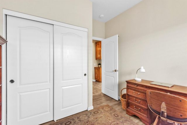 543 Heiler Way, Folsom, CA 95630