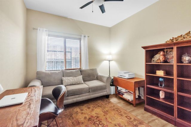 543 Heiler Way, Folsom, CA 95630