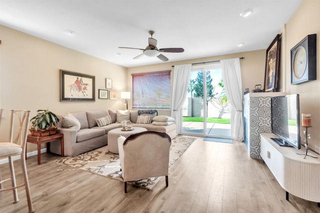 543 Heiler Way, Folsom, CA 95630