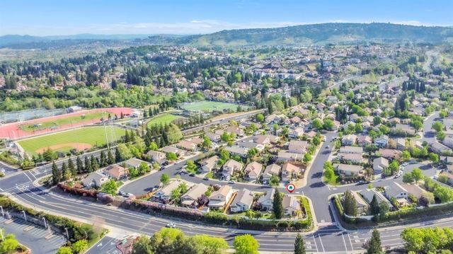 543 Heiler Way, Folsom, CA 95630