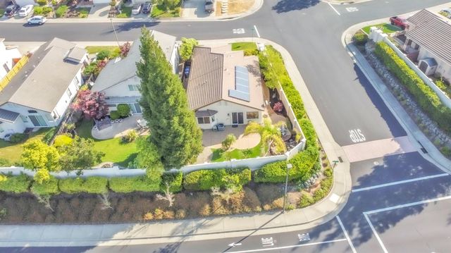 543 Heiler Way, Folsom, CA 95630