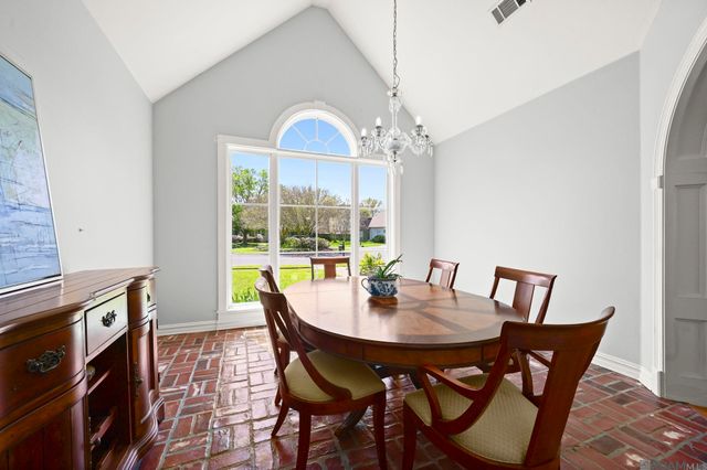 10711 N Great Oak Ct, Baton Rouge, LA 70810