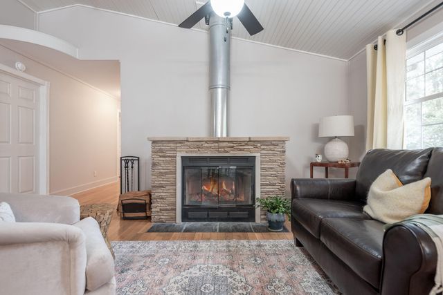 9995 Community Hall Road, New Buffalo Twp, MI 49129