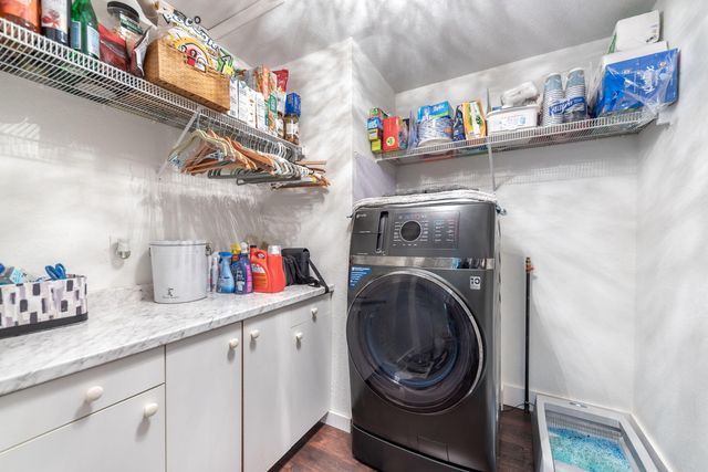 9995 Community Hall Road, New Buffalo Twp, MI 49129