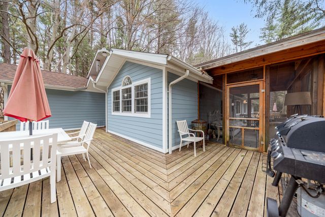 9995 Community Hall Road, New Buffalo Twp, MI 49129