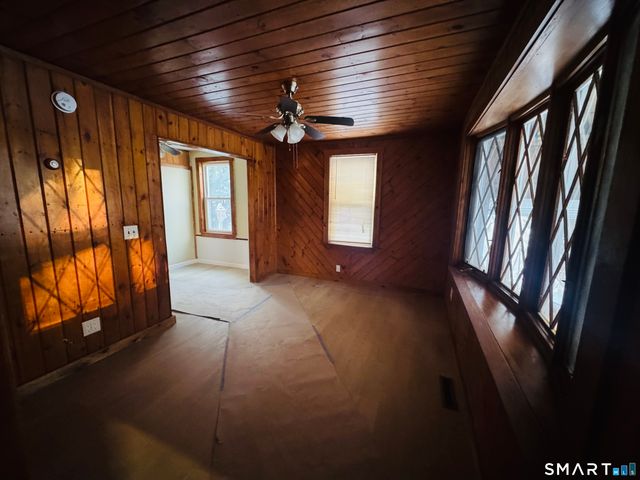 23 High Street, Plainfield, CT 06354