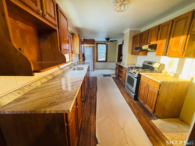 23 High Street, Plainfield, CT 06354