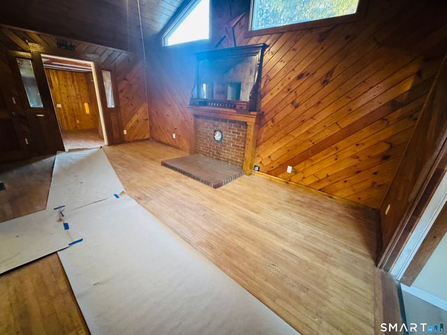 23 High Street, Plainfield, CT 06354