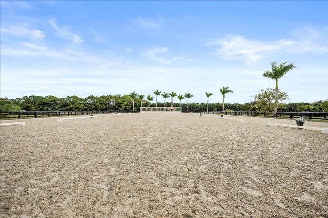 5625 140th Avenue S, Wellington, FL 33449