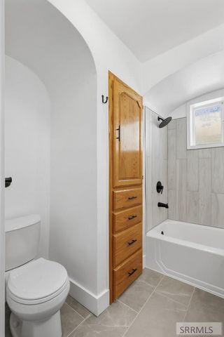 255 E 15th Street, Idaho Falls, ID 83404