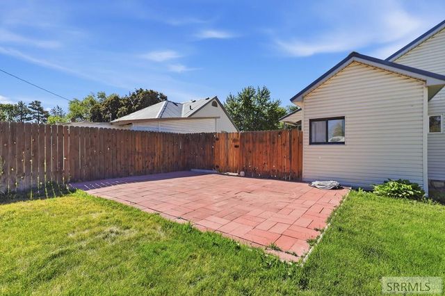 255 E 15th Street, Idaho Falls, ID 83404