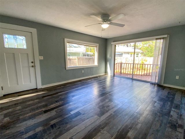 719 BAY STREET, Dunedin, FL 34698