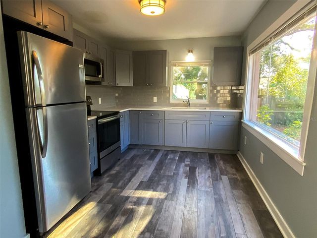 719 BAY STREET, Dunedin, FL 34698