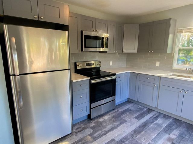 719 BAY STREET, Dunedin, FL 34698