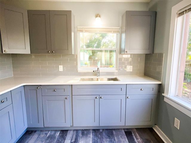 719 BAY STREET, Dunedin, FL 34698