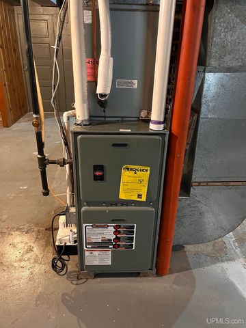 1824 River Street, Niagara C-wi, WI 54151