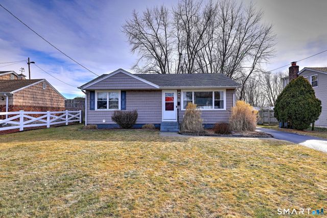 46 Aircraft Road, West Haven, CT 06516