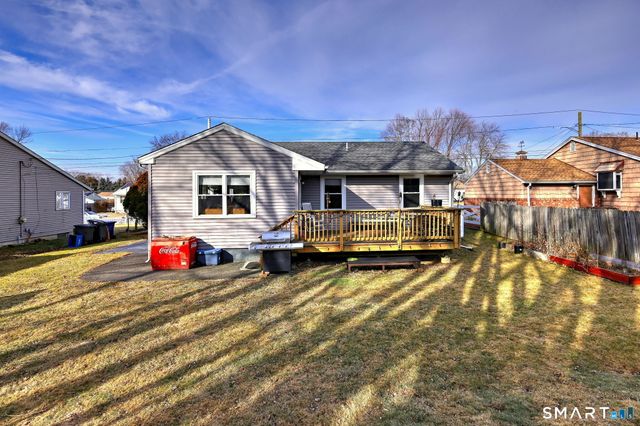 46 Aircraft Road, West Haven, CT 06516