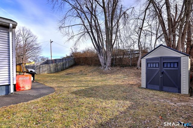 46 Aircraft Road, West Haven, CT 06516