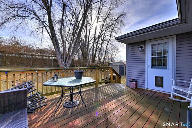 46 Aircraft Road, West Haven, CT 06516