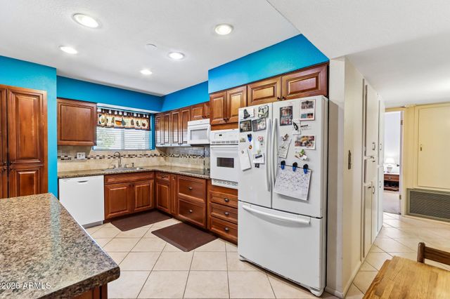 10535 W PRAIRIE HILLS Circle, Sun City, AZ 85351