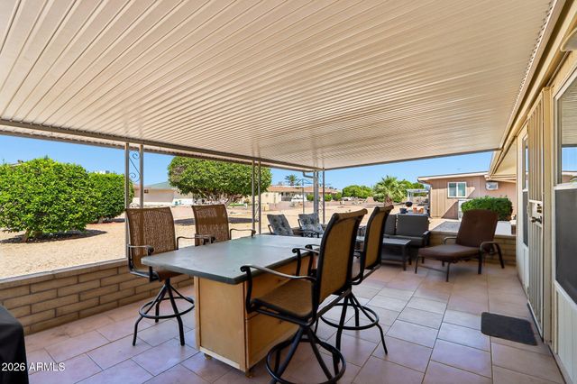 10535 W PRAIRIE HILLS Circle, Sun City, AZ 85351