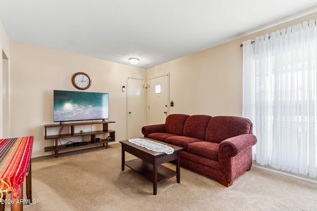 10535 W PRAIRIE HILLS Circle, Sun City, AZ 85351