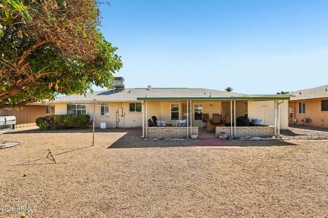 10535 W PRAIRIE HILLS Circle, Sun City, AZ 85351