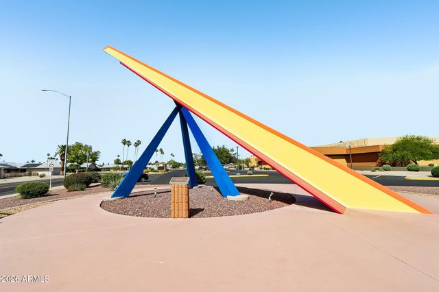 10535 W PRAIRIE HILLS Circle, Sun City, AZ 85351