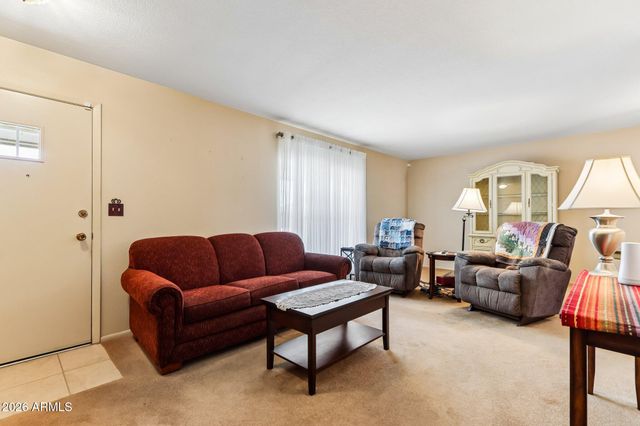 10535 W PRAIRIE HILLS Circle, Sun City, AZ 85351