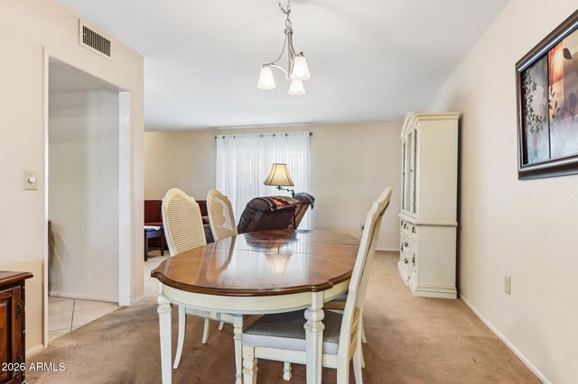 10535 W PRAIRIE HILLS Circle, Sun City, AZ 85351