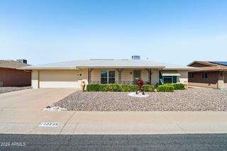 10535 W PRAIRIE HILLS Circle, Sun City, AZ 85351