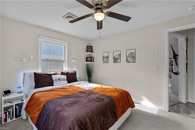 3764 Larkin ST, Norfolk, VA 23513