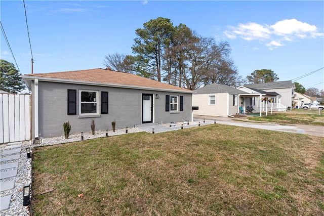 3764 Larkin ST, Norfolk, VA 23513