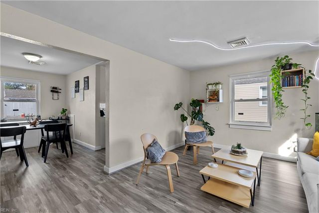 3764 Larkin ST, Norfolk, VA 23513