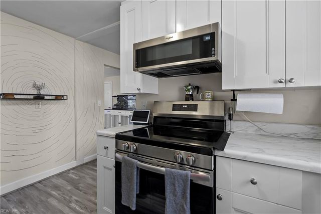 3764 Larkin ST, Norfolk, VA 23513