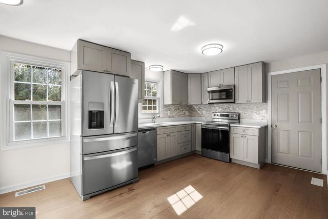14310 OLD NELSON HILL RD, Milford, VA 22514