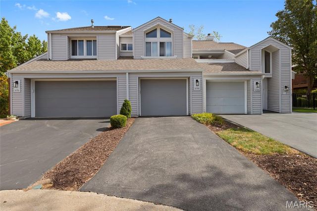 608 Highview Circle Drive, Ballwin, MO 63021