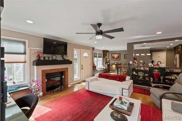 608 Highview Circle Drive, Ballwin, MO 63021