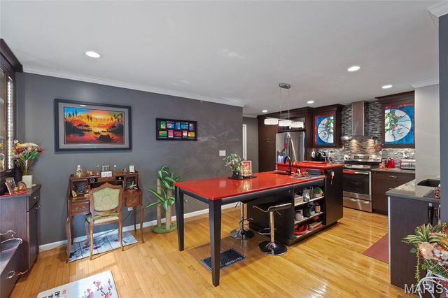 608 Highview Circle Drive, Ballwin, MO 63021