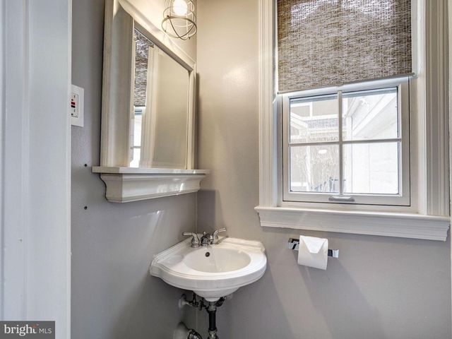 5208 GLENWOOD RD, Bethesda, MD 20814