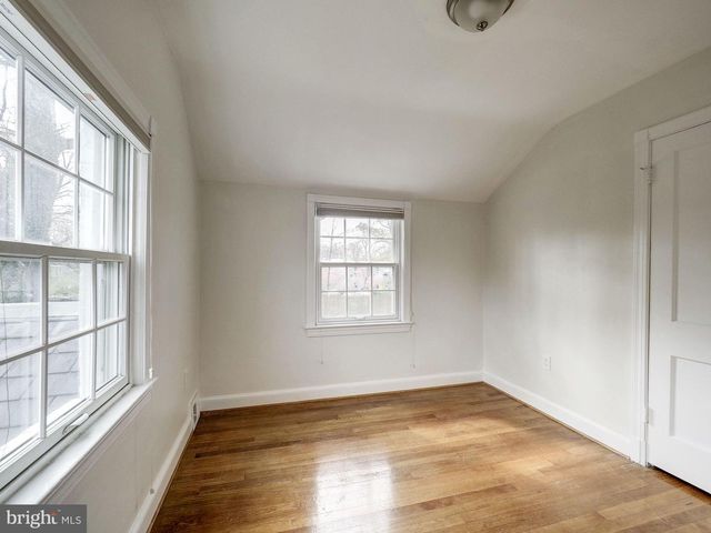 5208 GLENWOOD RD, Bethesda, MD 20814
