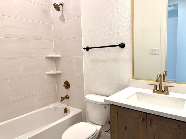 3250 Jersey Drive, Midlothian, TX 76065